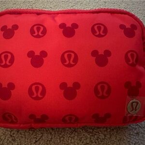 Ultra Rare Disney X Lululemon Everywhere 1L Belt Bag Long Strap
